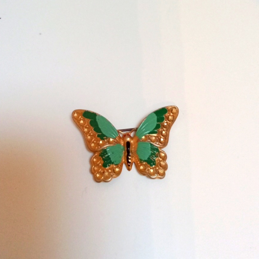 Vintage Gold Tone & Green Hand Painted Decorative Brooch Pin
